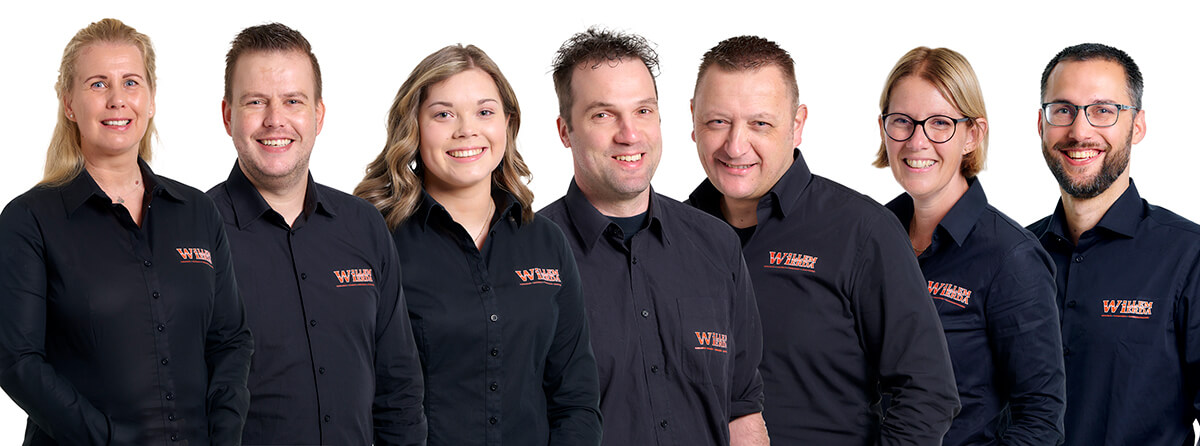Het verkoopteam van Willem Wierda in Emmeloord, Joure en Zwolle: Hanneke, Marcel, Jeanine, Mark, Willem, Arjette en Reggy.